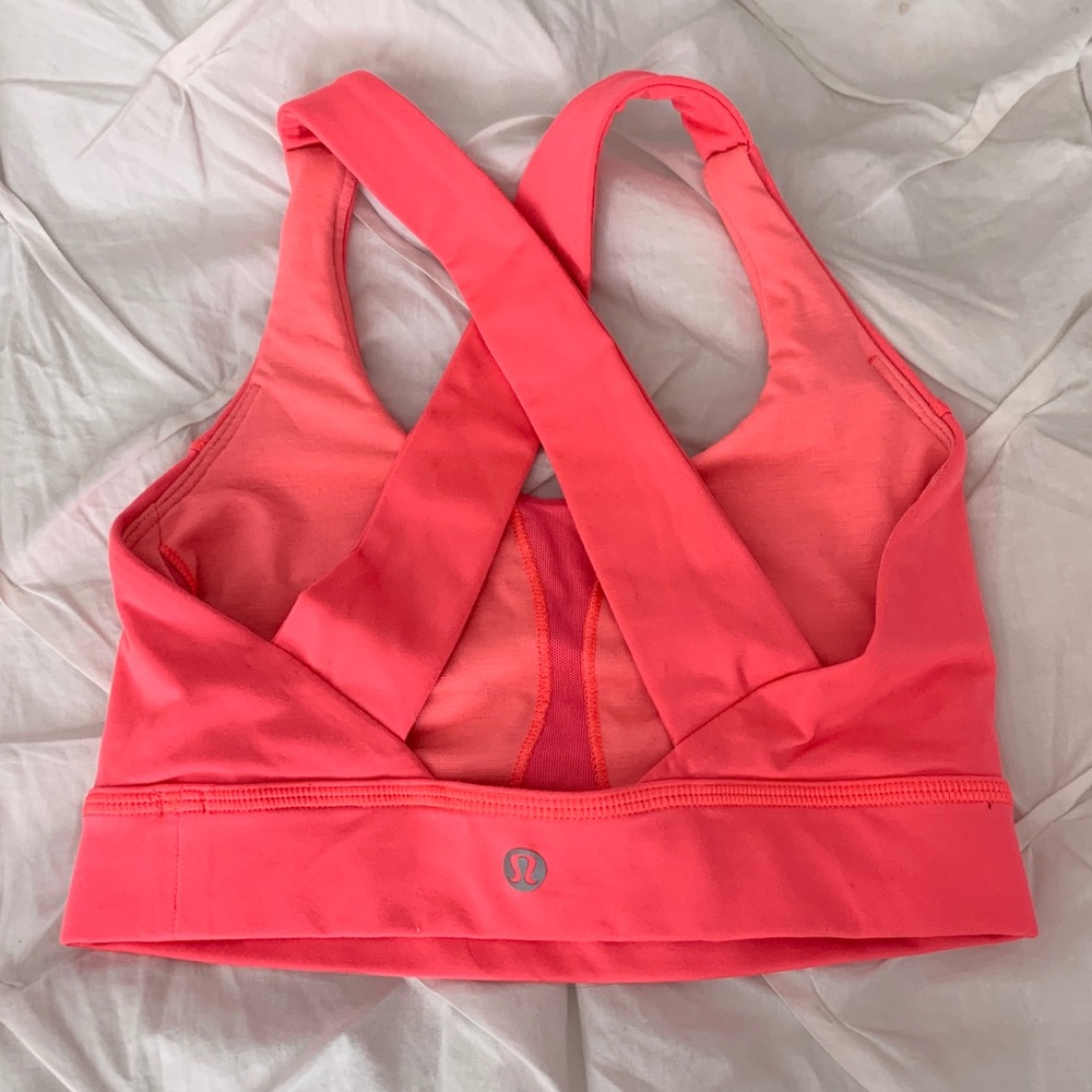 Lululemon sports bra